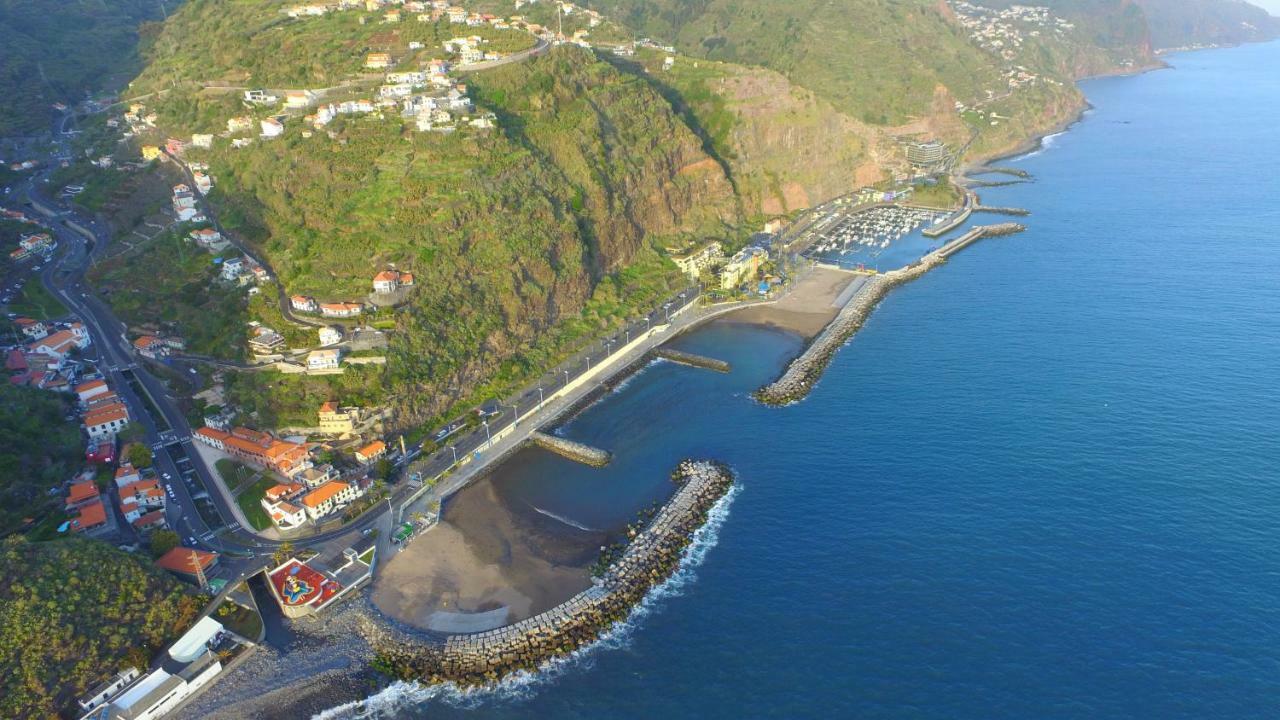 Villa Abreu - A Wonderful Ocean View Calheta  Esterno foto